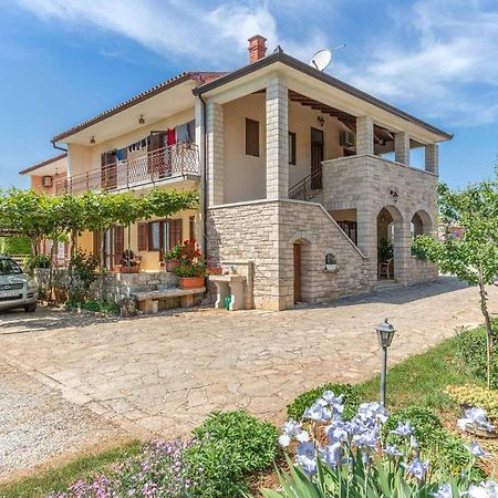 Silva Apartment Porec Exterior photo