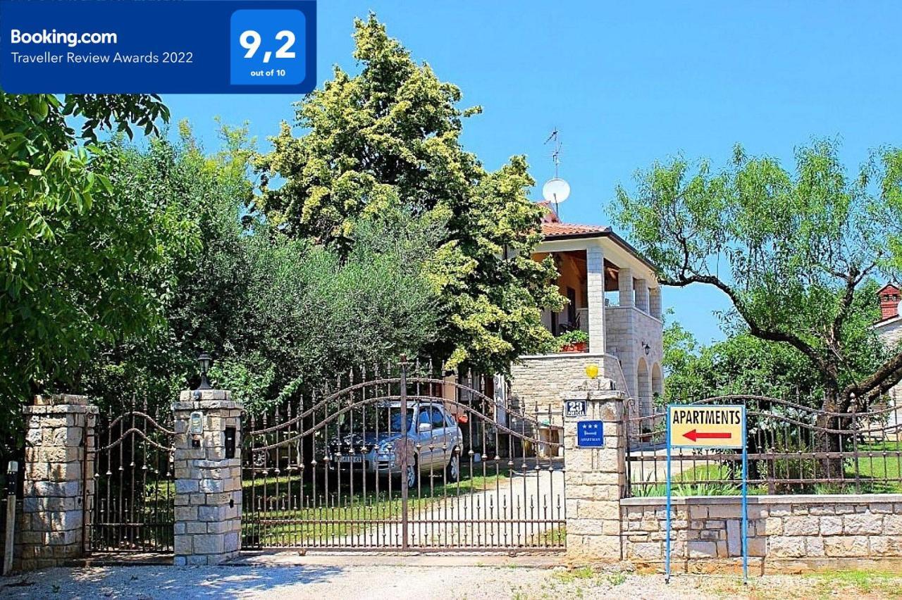 Silva Apartment Porec Exterior photo